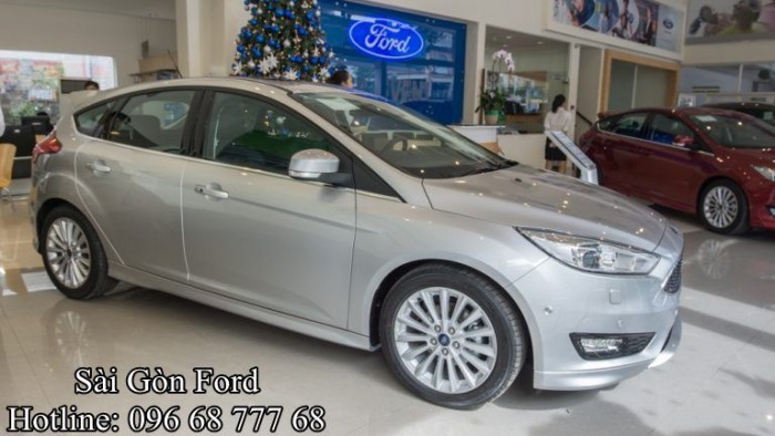 Giá lăn bánh Ford Focus Trend 2019. Giá tốt nhất tại Gia Định Ford