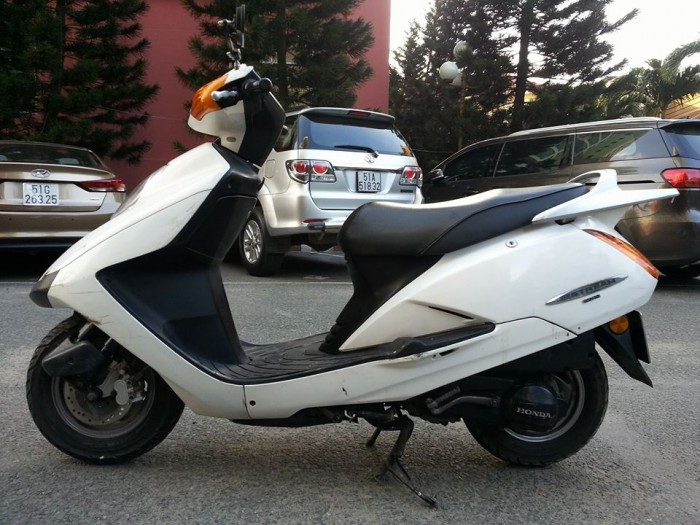 Honda @stream 125 Trắng Tinh Khôi Xe Nhập Khẩu Của NHẬT Chính Chủ