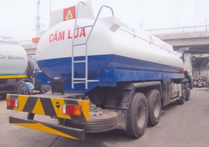Xe chở xăng dầu hyundai nhập khẩu 4 chân 21 khối
