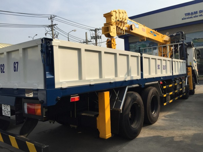 Xe cẩu hyundai nhập khẩu sức năng từ 5-12,5 tấn