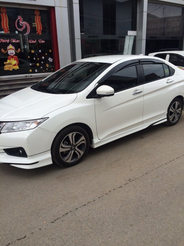 Honda city 1.5AT màu trắng 2015 cực đẹp