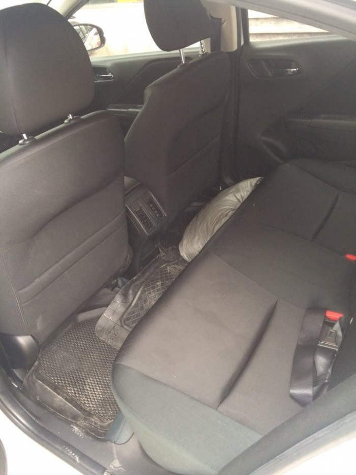 Honda city 1.5AT màu trắng 2015 cực đẹp