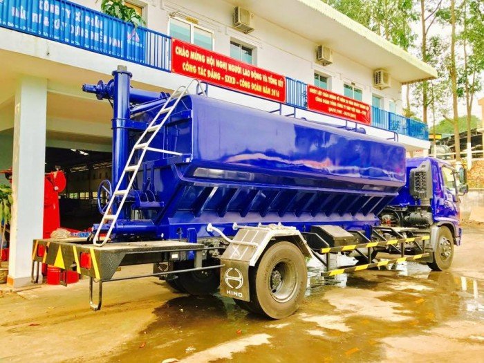 Công ty Ô Tô Đại Đô Thành – Cung cấp Hino FG8JPSB 6,8 Tấn thùng chở cám gạo 18m3 dài 5,8m