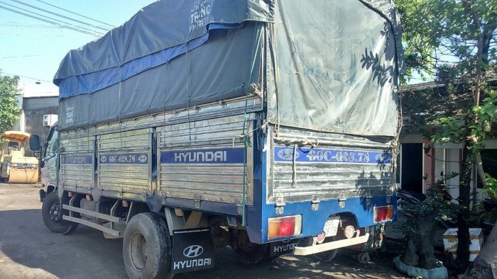 Hyundai HD72 thùng bạt, 2011, Giá tốt