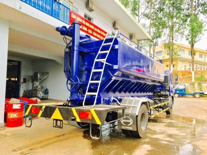 Xe tải Hino các loại, Hino thùng, thùng chở cám gạo 18m3 6,8 Tấn FG8JPSB