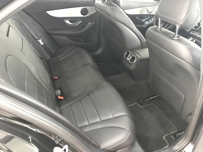 Mercedes C200 2016 chạy lướt giá cực tốt
