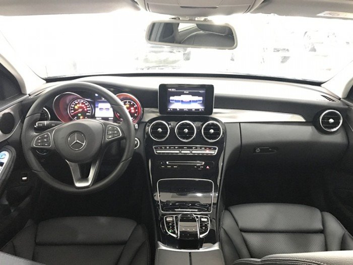 Mercedes C200 2016 chạy lướt giá cực tốt