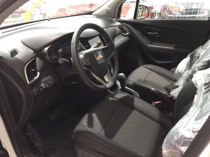 Trả góp xe Chevrolet Trax lãi suất ưu đãi, thủ tục đơn giản nhanh gọn,