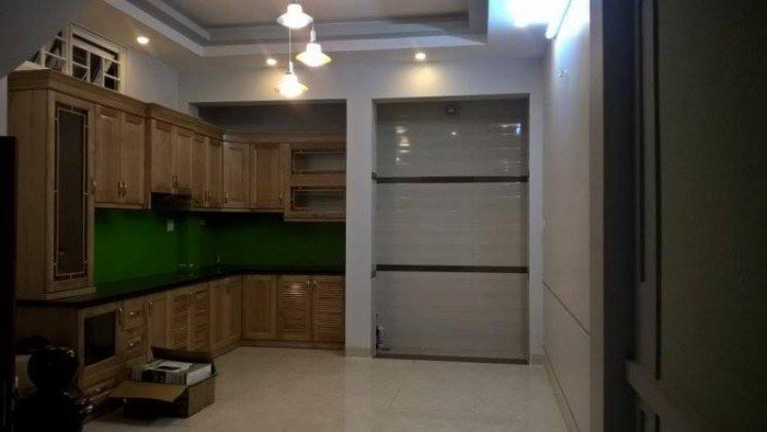 Bán nhà Yên Xá (1,8 tỷ) 35m2 x 4 tầng – Hai mặt ngõ – Cuối đường Chiến Thắng