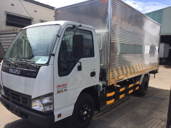 Xe Tải Isuzu Qkr55H Thùng Kín