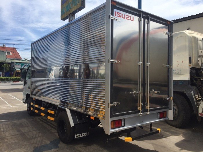 Xe Tải Isuzu Qkr55H Thùng Kín