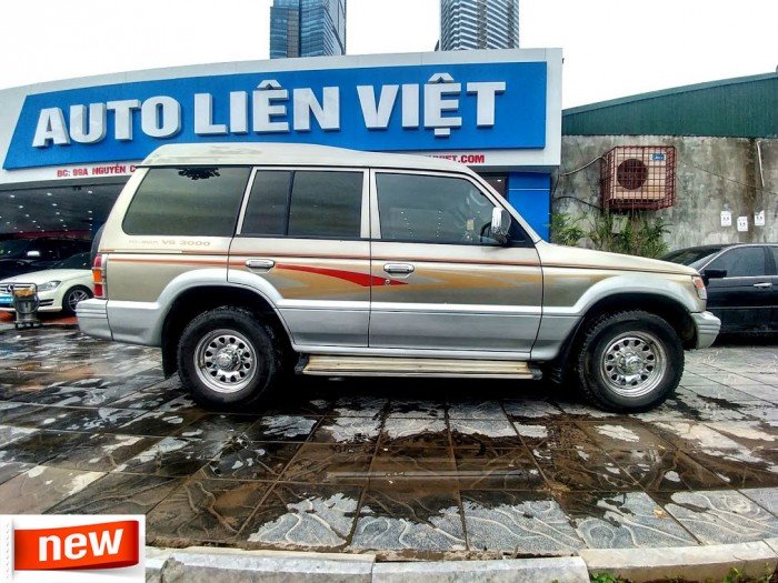 Mitsubishi Pajero MT 2004