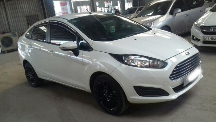 ford fieste bản trend 1.5at