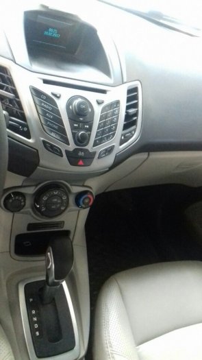 ford fieste bản trend 1.5at