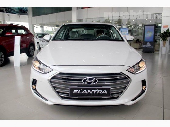 Hyundai Elantra mẫu mới: đẳng cấp, sang trọng, lịch lãm đầy sự thu hút.