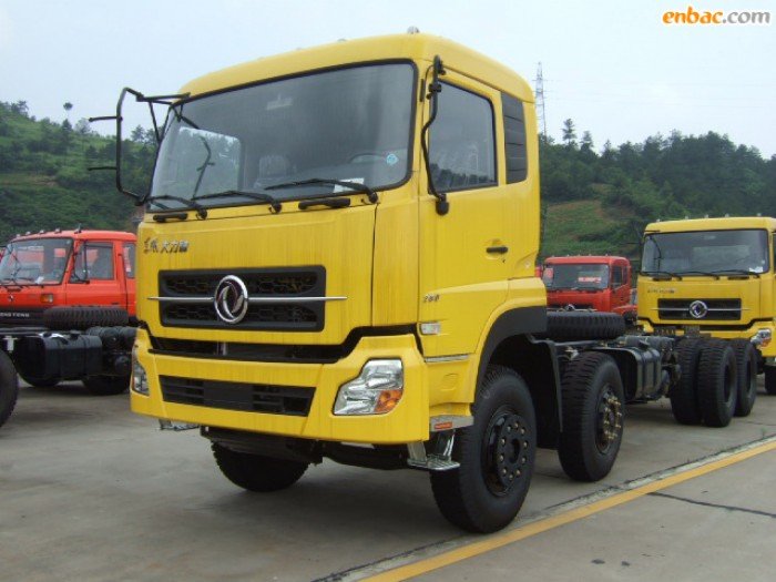 Bán xe tải Dongfeng Hoàng Huy 8T75 mới 100%, trả góp, giá 550 triệu
