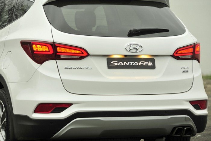 HYUNDAI SANTAFE 2.2 6AT DẦU FULL máy mới ưu đãi cực kì hấp dẫn