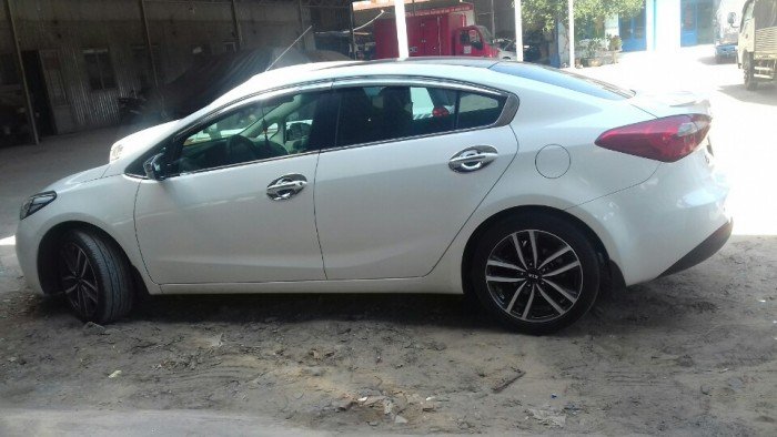 kia k3 2.0at 2016 màu trắng full option