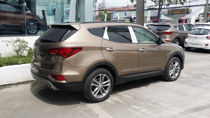 Hyundai Santa fe 2017 đạt chuẩn Euro, mua ngay trong tháng 2 ưu đãi lên đến 50 triệu đồng