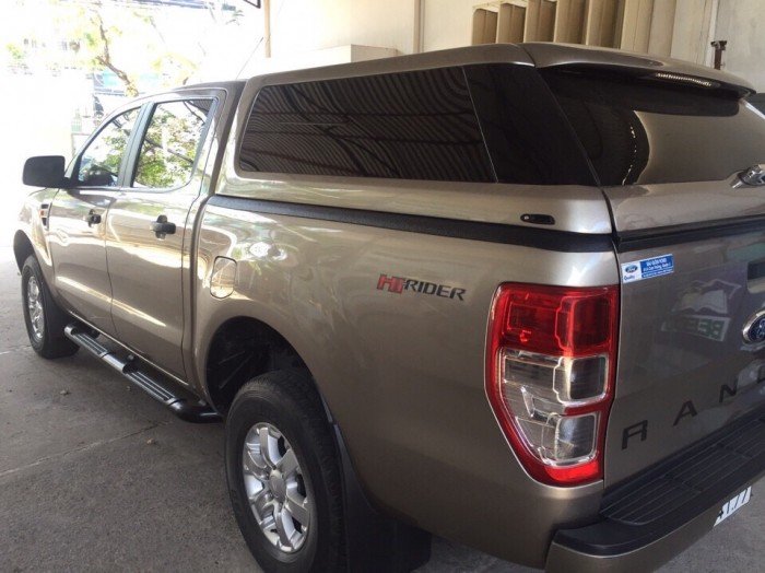 Bán Ford Ranger XLS 4x2 MT ghi vàng canopy sx 2014