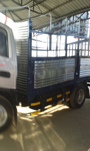 Xe tải JAC 2.4 tấn vào thành phố thùng dài 3m7
