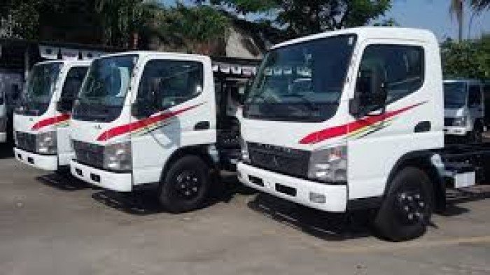Tải nhẹ Canter 4.7 Giảm giá cực sốc, ưu đãi bất ngờ