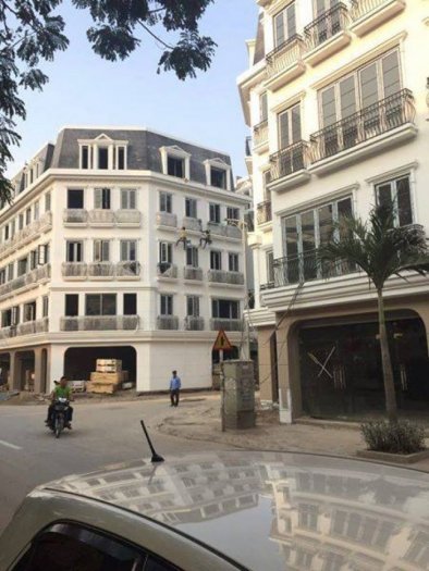 Bán nhà CHÍNH CHỦ MẶT PHỐ Nguyễn Chánh,căn góc 3 mặt ngõ,nhà 5 tầng đường 14m.Giá 11.5 tỷ