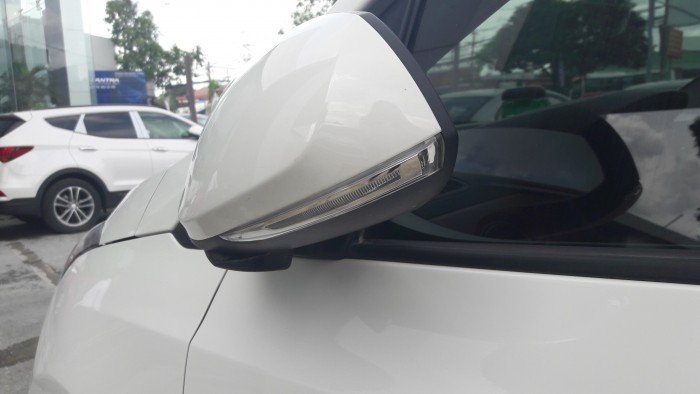 Cần thanh lý Hyundai Grand i10 sx 2017, xe đủ màu cho mọi phiên bản và giao ngay chỉ sau 3 ngày