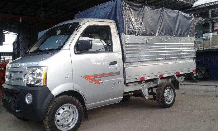 Xe tải nhẹ Dongben 870kg thùng mui bạt