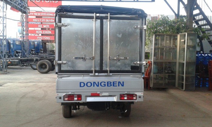 Xe tải nhẹ Dongben 870kg thùng mui bạt
