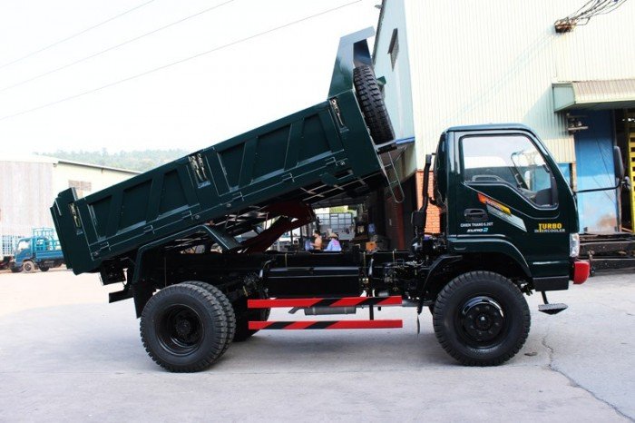 Xe Tải Chiến Thắng 2.5 Tấn Thùng Lửng giá tốt, giao xe ngay