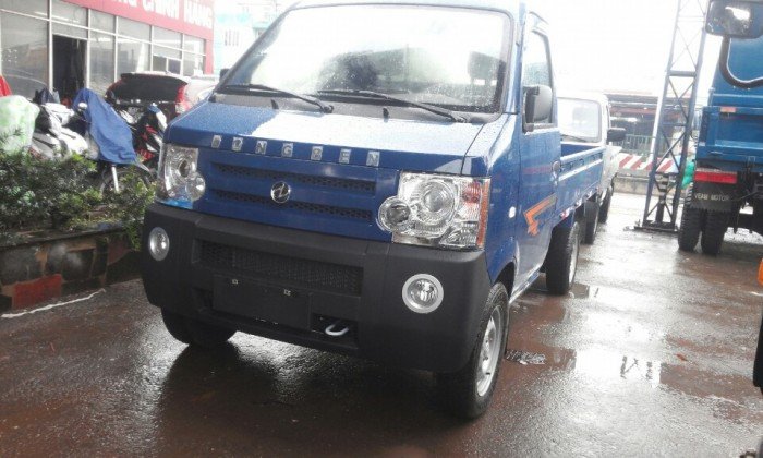 Xe tải nhỏ Dongben 870kg màu xanh thùng lửng