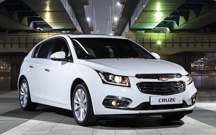 Chevrolet Cruze LTZ khuyễn mãi lớn tháng 2