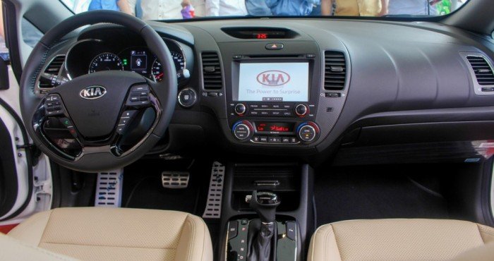 Bán xe KIA CERATO đời 2017 mới 100% tại Vĩnh Phúc, Phú Thọ