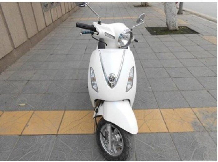 SYM Attila Elizabeth màu trắng camay bstp mới 95% xe đẹp máy êm nguyên zin