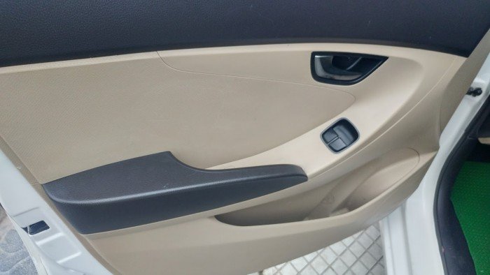 Huyndai Eon MT 2012
