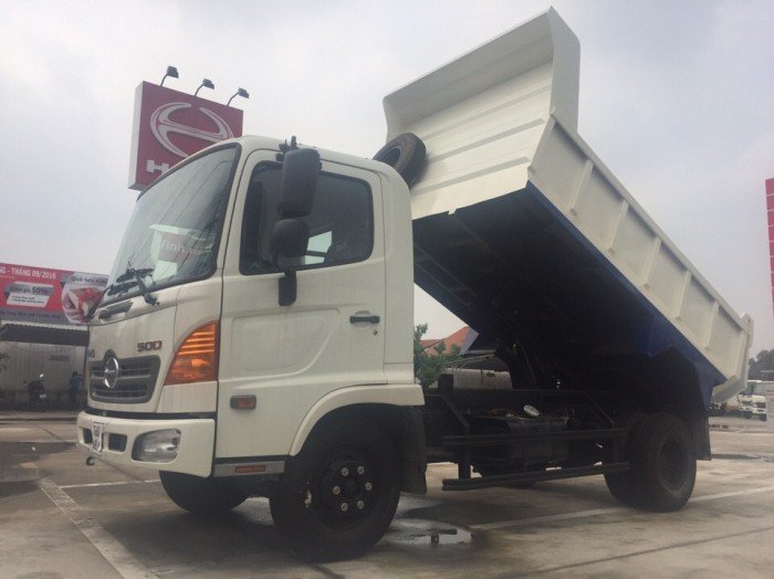 HINO FC BEN MỚI 100%, CÓ XE GIAO NGAY LÃI SUẤT ƯU ĐÃI.