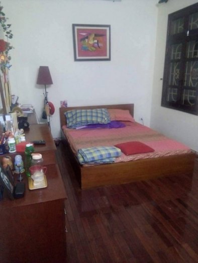 Bán nhà ngõ 20 Nguyễn Chánh, 41m2, ô tô tránh, kinh doanh tốt, giá 8.8 tỷ