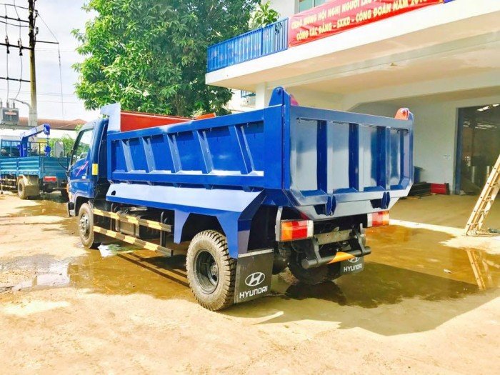 Xe tải Ben HYUNDAI HD99  5.9 tấn , thùng chở vật liệu xây dựng, thùng dài 3m5