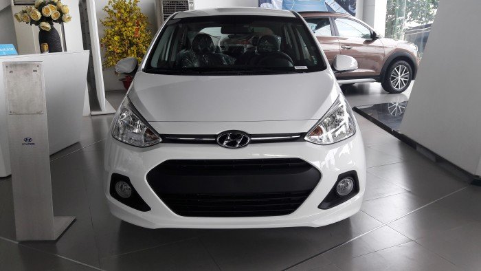 Thanh lý gấp Hyundai Grand i10 1.2AT hatchback màu trắng, giá cực thấp