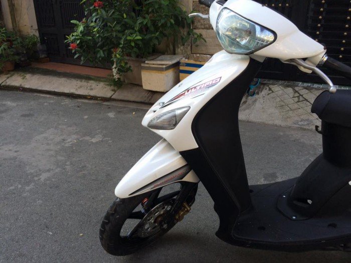 Yamaha Mio utimo, màu trắng,xe đẹp,máy êm