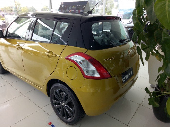 Suzuki swift 2017, xe giao ngay, ưu đãi lớn
