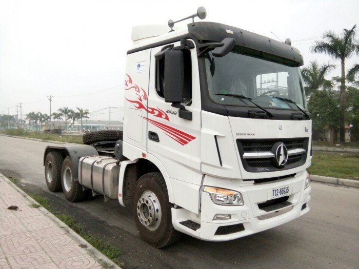 Đầu kéo BEIBEN 420HP, Đầu kéo BEIBEN 420HP đời 2017