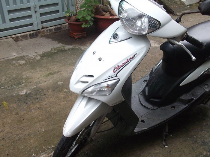 Yamaha Mio màu trắng kiểu dáng nhỏ gọn