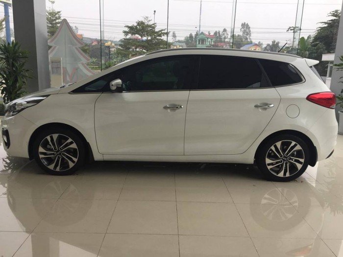 Bán xe Kia Rondo Facelift 2017 mới 100% giá tốt, giao xe ngay