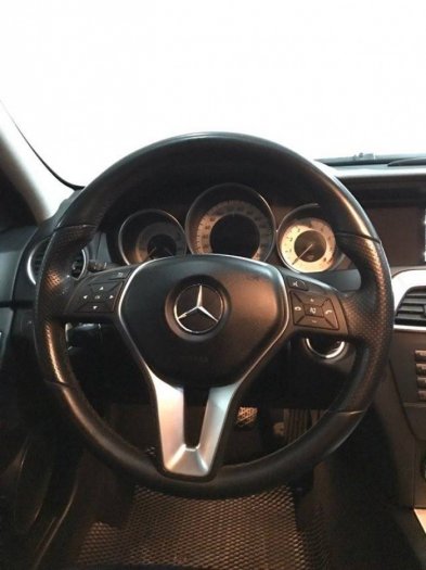 Mercedes Benz C200 2011 màu đen