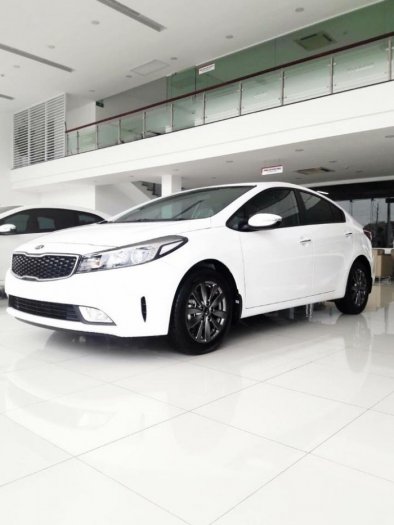 Bán Kia Cerato 2017 chỉ với 130 triệu đồng trả trước, hỗ trợ vay vốn 80%