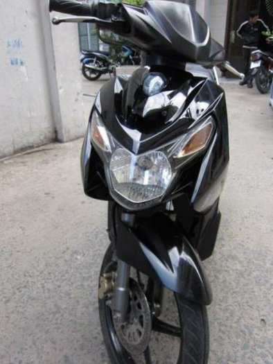 Yamaha Nouvo 3 màu đen-bạc xe đẹp máy êm lợi xăng