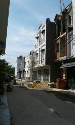 Bán nhà hẻm 6m Huỳnh Tấn Phát, Nhà Bè. Diện tích 4x13m, 1 trêt 2 lầu giá 2.35 tỷ