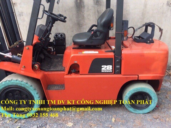 Cung cấp xe nâng hàng xăng ga 2,8 tấn giá rẻ